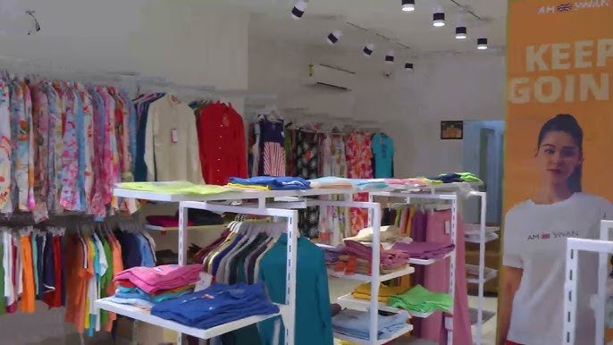 CLOTHES SHOWROOMS